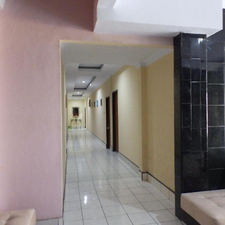 Bahari Family Hotel Bitung Kültér fotó