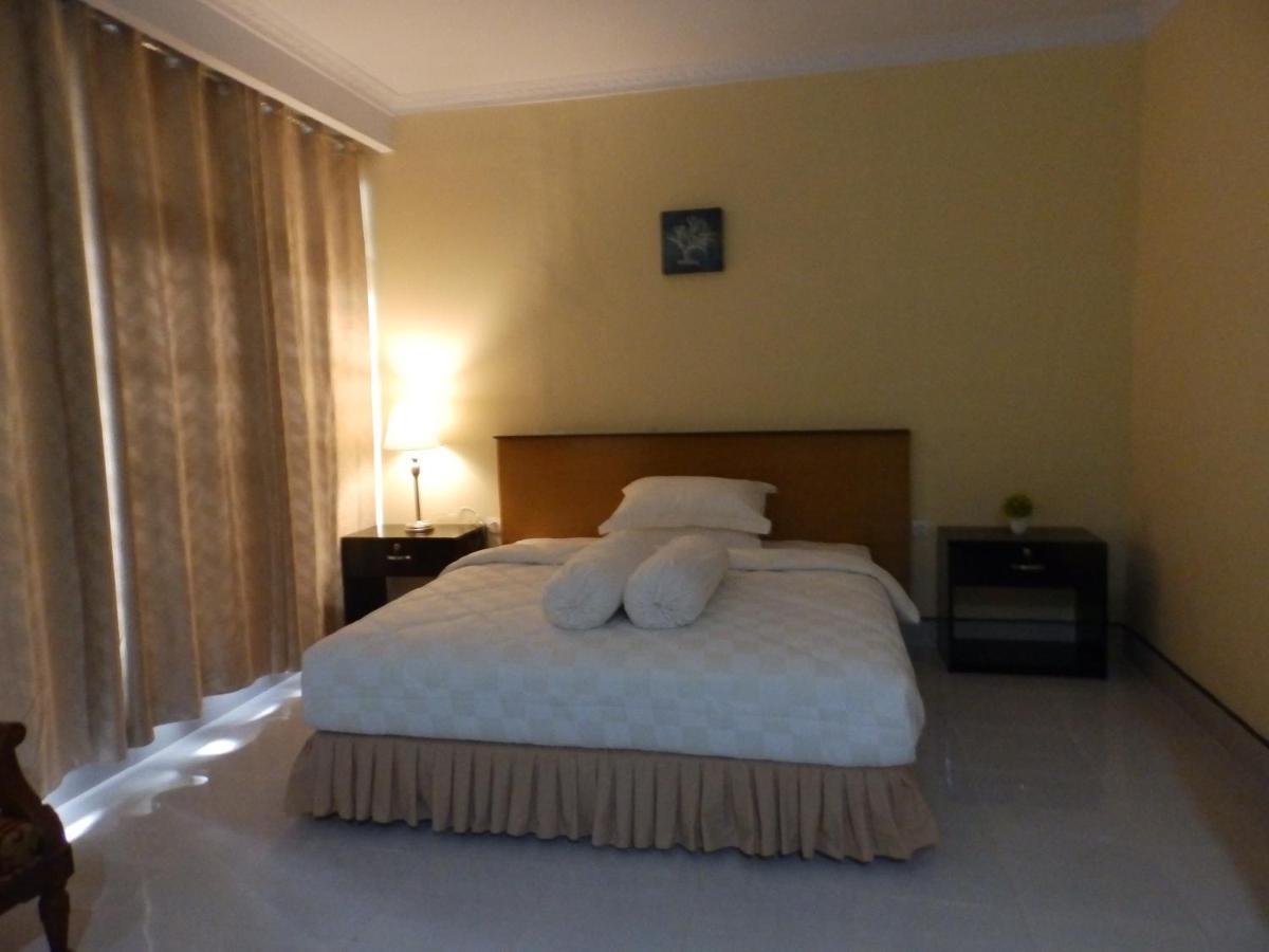 Bahari Family Hotel Bitung Kültér fotó