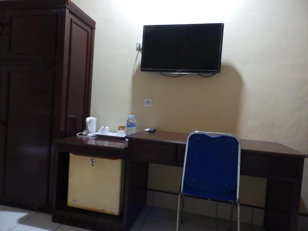 Bahari Family Hotel Bitung Kültér fotó
