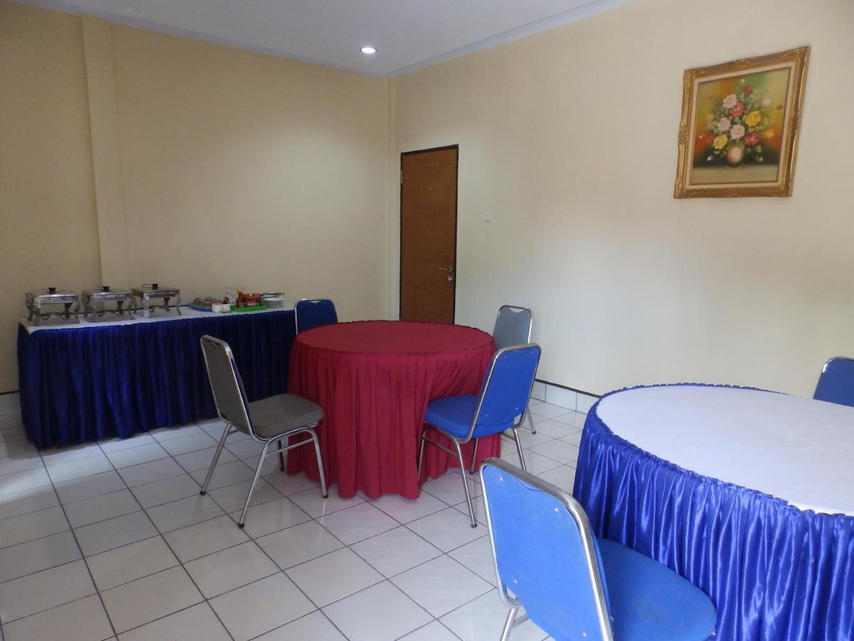 Bahari Family Hotel Bitung Kültér fotó