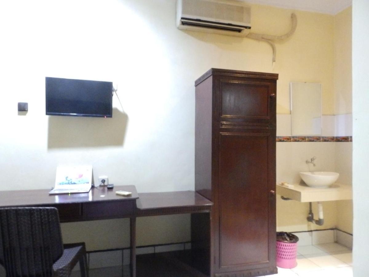 Bahari Family Hotel Bitung Kültér fotó