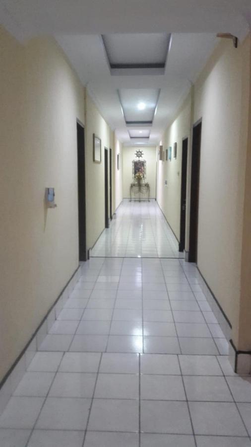 Bahari Family Hotel Bitung Kültér fotó